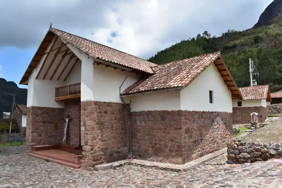 Imagen Templo Colonial San Francisco De La Victoria De Vilcabamba - Imagen 3