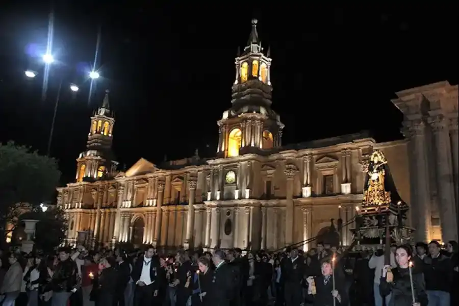 Imagen Procesión Del Santo Sepulcro Del Templo De Santo Domingo - Imagen 5