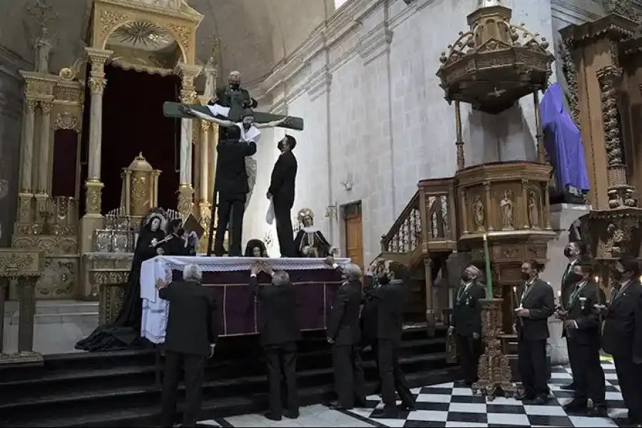 Imagen Procesión Del Santo Sepulcro Del Templo De Santo Domingo - Imagen 6